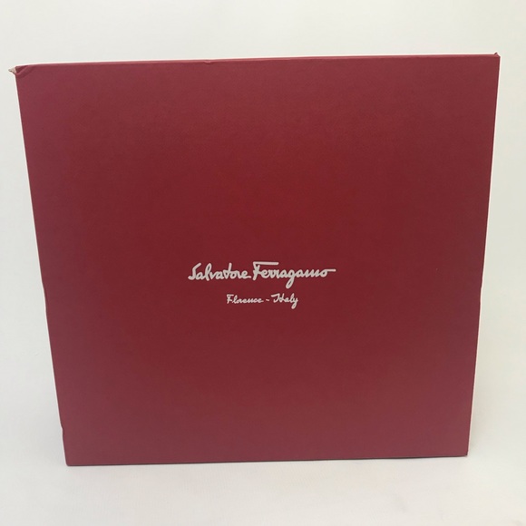 NEW! Salvatore Ferragamo Amy Calfskin Leather Tote - Picture 8 of 8